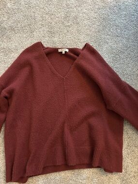 Madewell V-Neck Sweater in Deep Wine